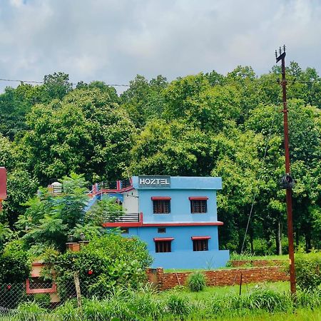 Hoztel Jollygrrant Doon Hostel Rāni Pokhri Kültér fotó