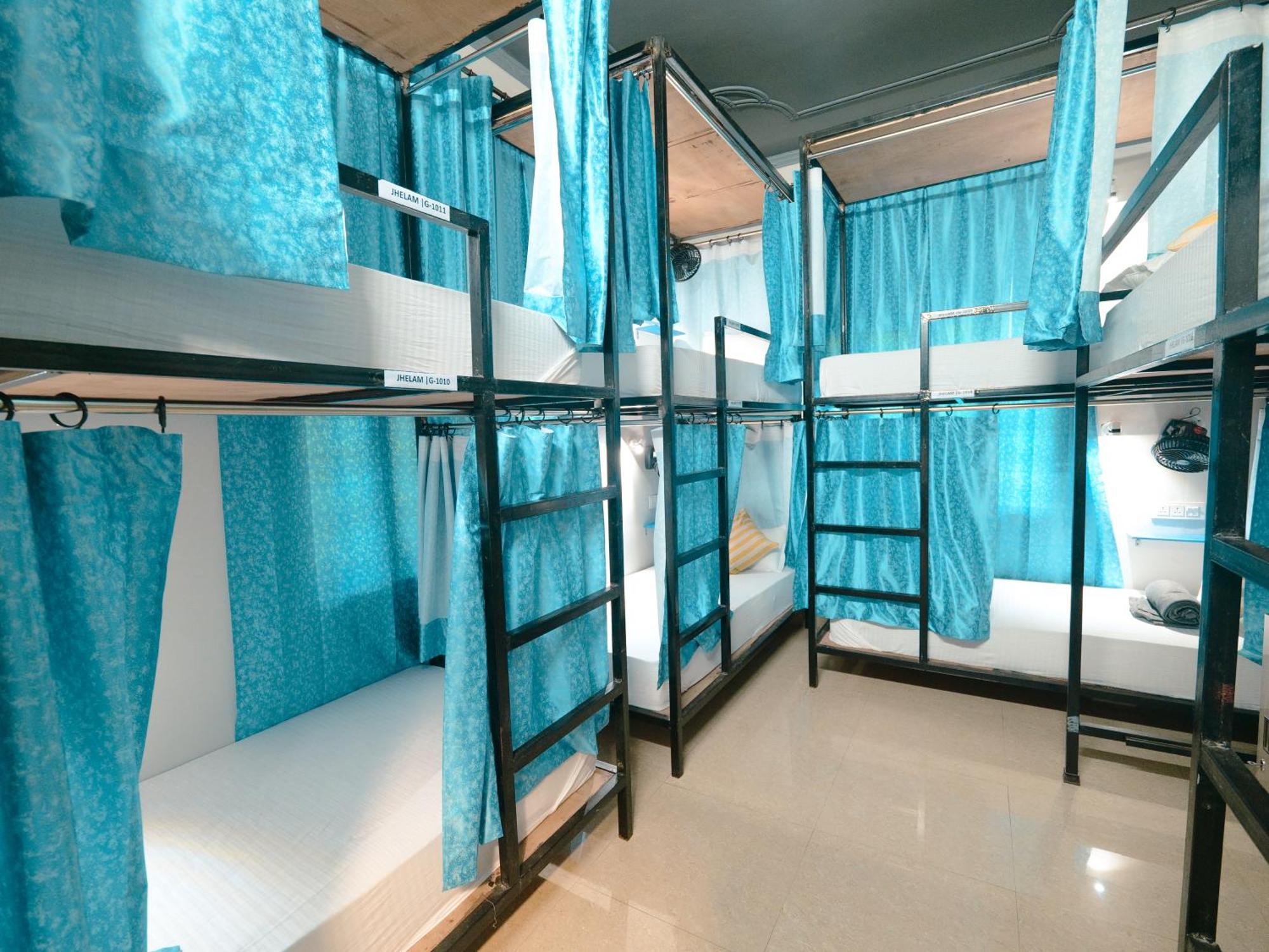 Hoztel Jollygrrant Doon Hostel Rāni Pokhri Kültér fotó