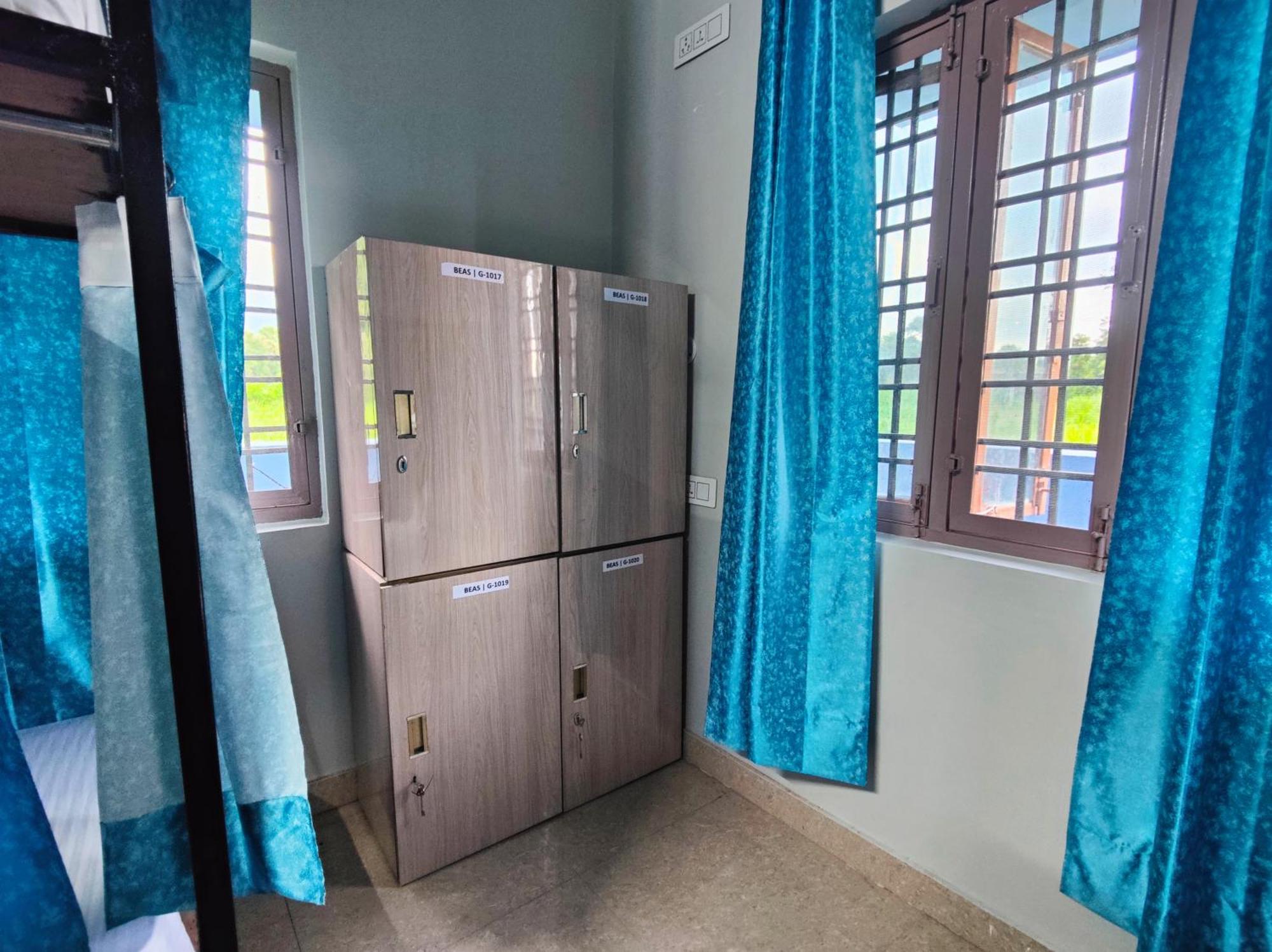Hoztel Jollygrrant Doon Hostel Rāni Pokhri Kültér fotó